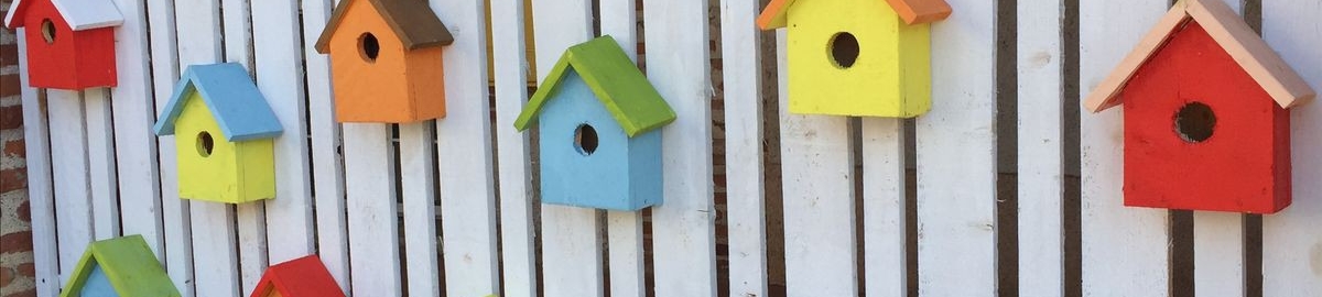 Birdhouse painting